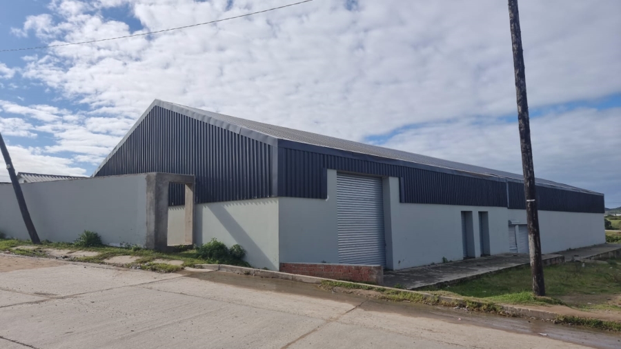 Commercial Property for Sale in Nkwenkwezi Eastern Cape